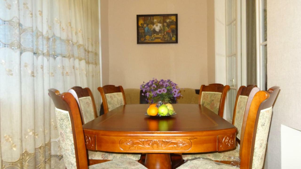 טביליסי Apartment Vake-Saburtalo מראה חיצוני תמונה